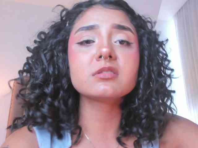 Emma-Torres1