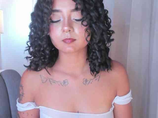 Emma-Torres1 webcam
