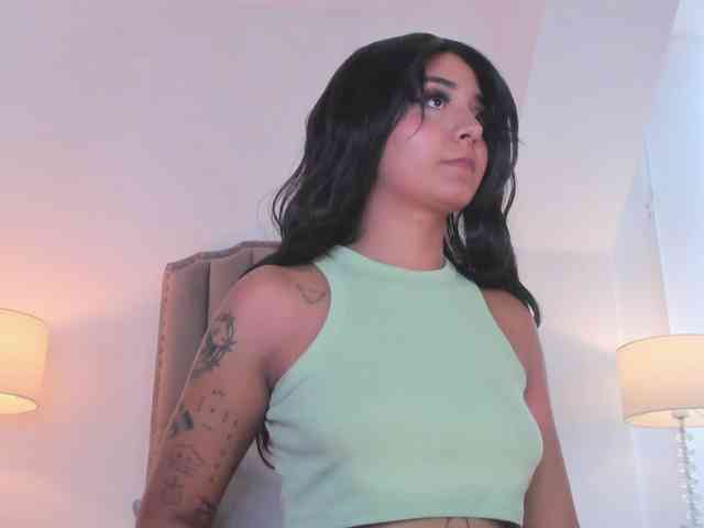 Emma-Torres1 webcam