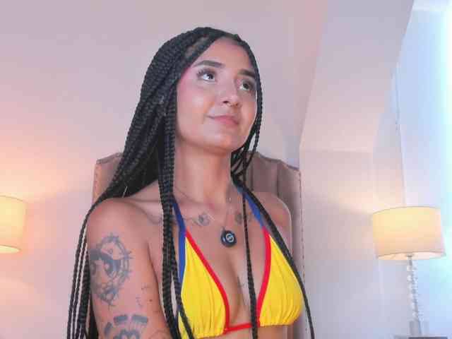 Emma-Torres1 webcam
