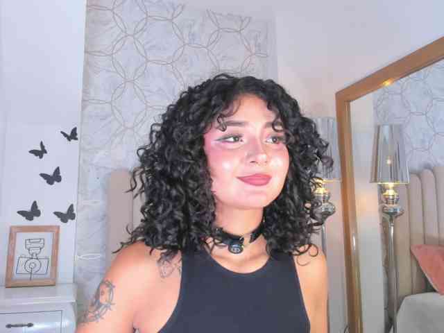 Emma-Torres1