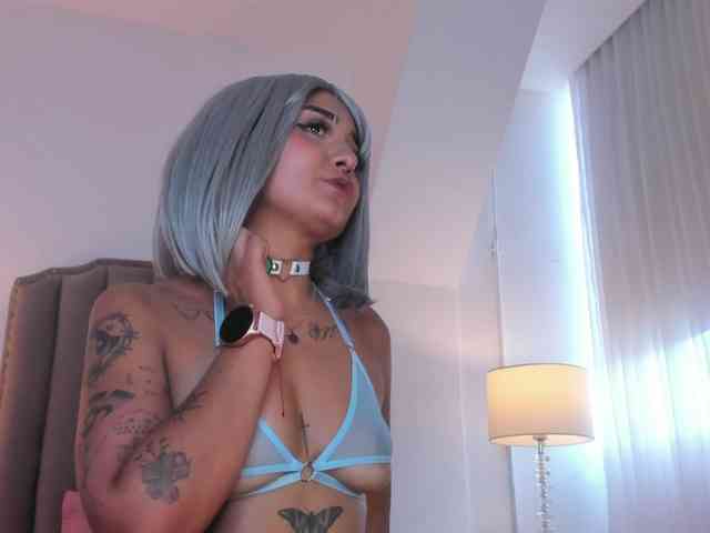 Emma-Torres1