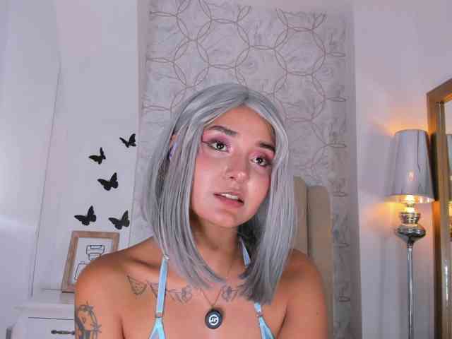 Emma-Torres1 webcam