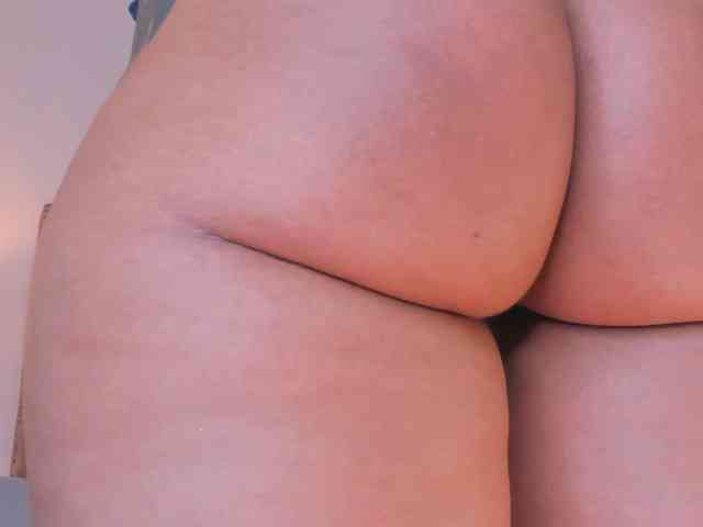 Emma-Torres1 webcam