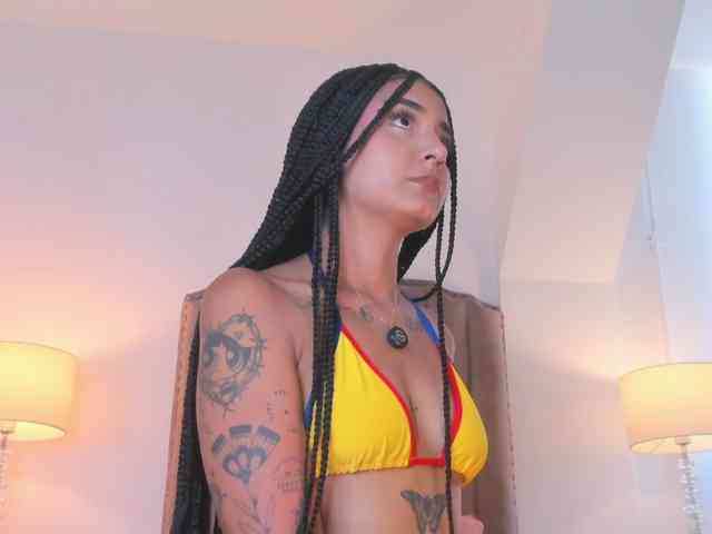 Emma-Torres1 webcam