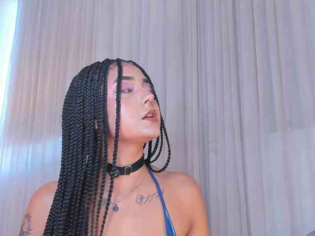 Emma-Torres1 webcam