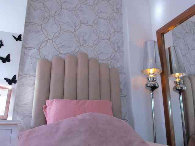 Emma-Torres1 webcam