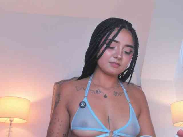 Emma-Torres1