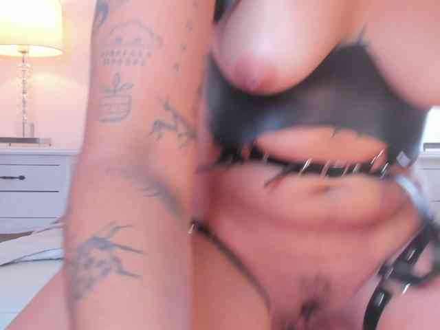 Emma-Torres1 webcam