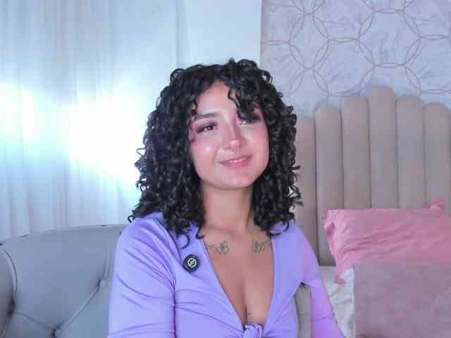 Emma-Torres1 webcam