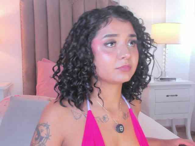 Emma-Torres1