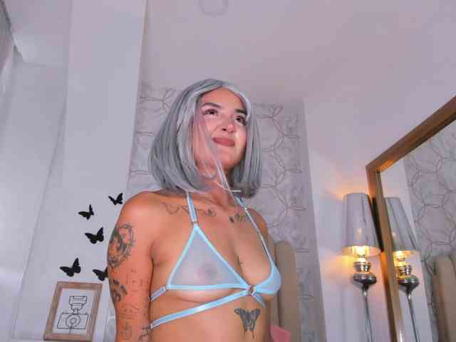 Emma-Torres1