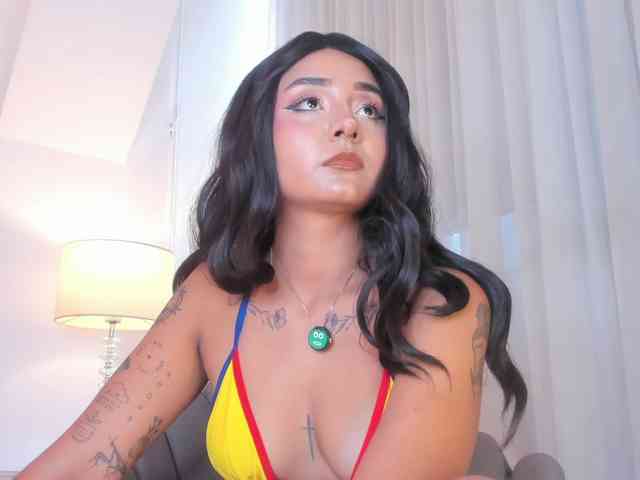Emma-Torres1 webcam