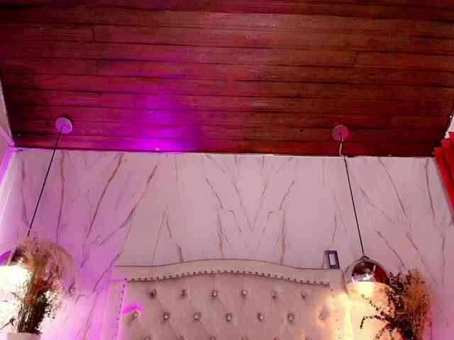 littleguy18xx Live Webcam on BongaCams