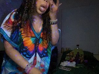 SarenaSoThick Porn Show