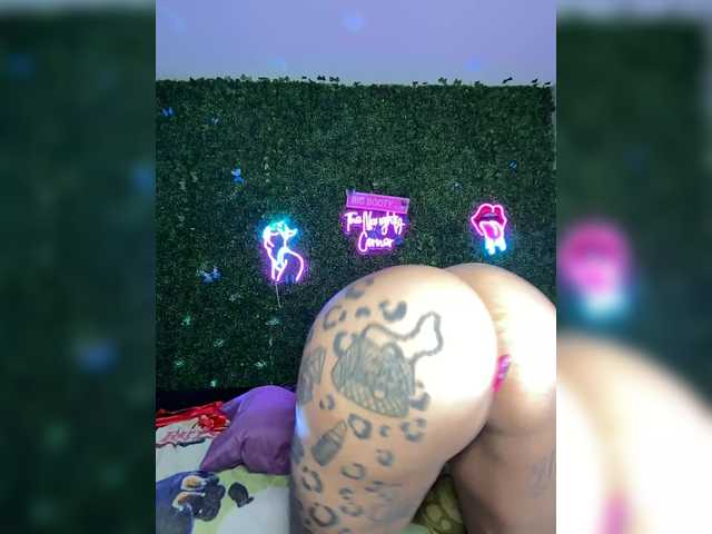 SarenaSoThick