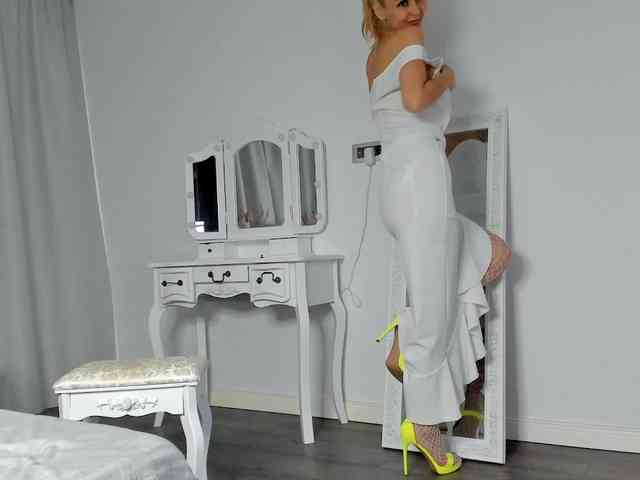 beckyspearss webcam