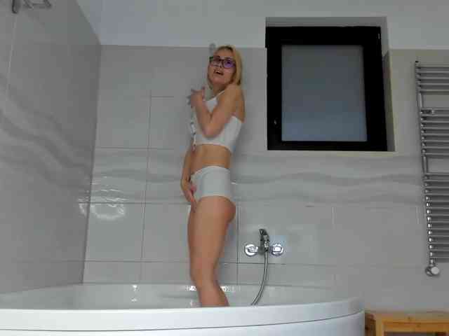 beckyspearss webcam