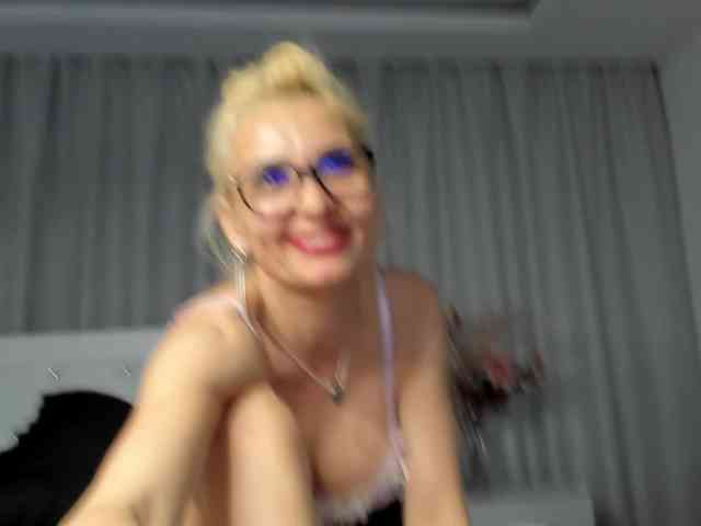 beckyspearss webcam