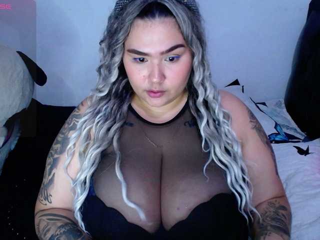 GabiBigBoobs live cam on BongaCams