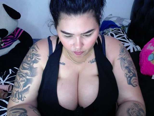 GabiBigBoobs live cam on BongaCams