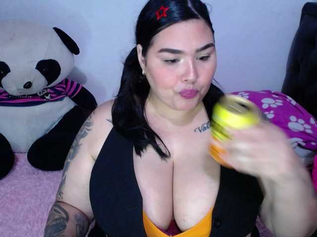 GabiBigBoobs live cam
