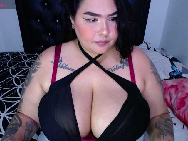 GabiBigBoobs, live now on BongaCams