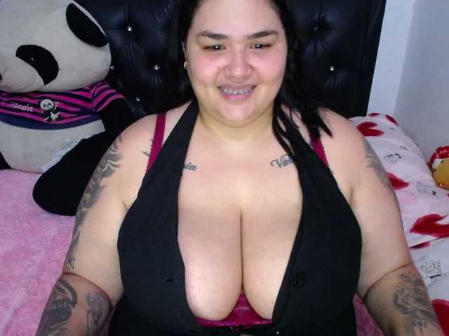 GabiBigBoobs live cam on BongaCams