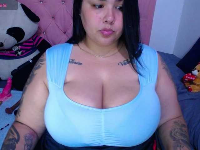 GabiBigBoobs live cam on BongaCams