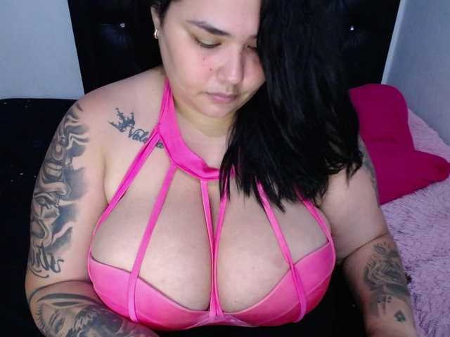 GabiBigBoobs live cam on BongaCams