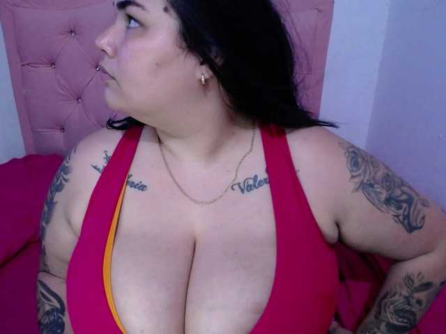 GabiBigBoobs live cam on BongaCams