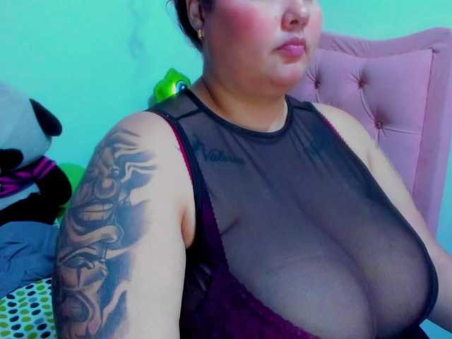 GabiBigBoobs live cam on BongaCams