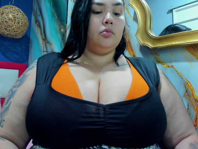 GabiBigBoobs live webcam show