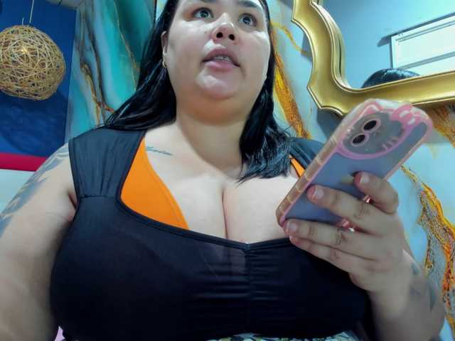 GabiBigBoobs live webcam show