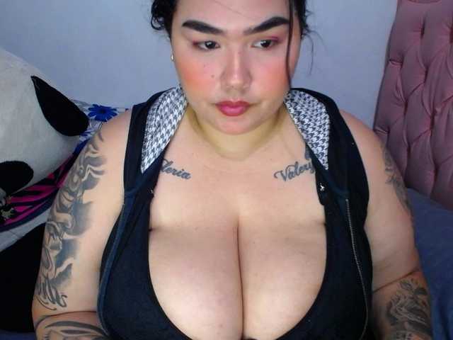 GabiBigBoobs live cam on BongaCams
