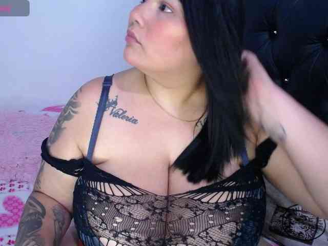 GabiBigBoobs webcam