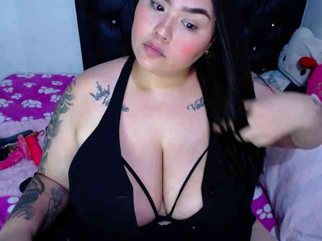 GabiBigBoobs webcam