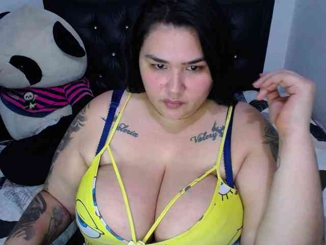 GabiBigBoobs webcam