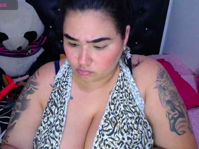 GabiBigBoobs webcam