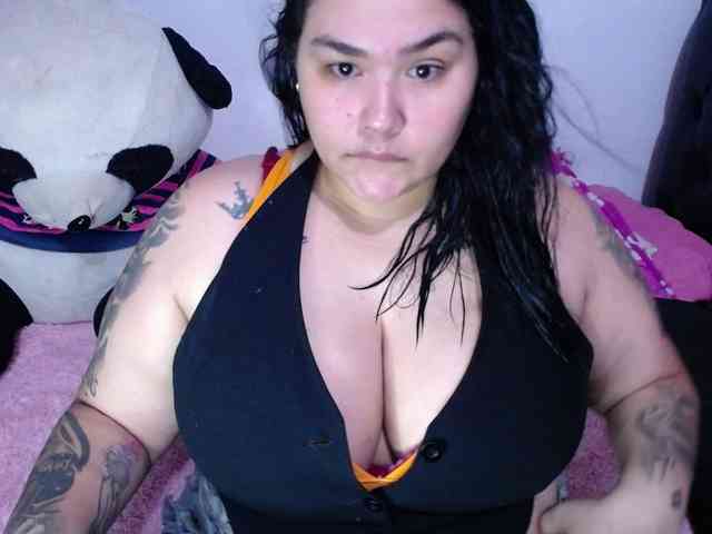 GabiBigBoobs webcam