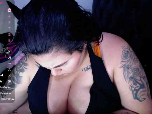 GabiBigBoobs webcam