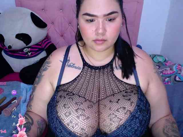 GabiBigBoobs webcam