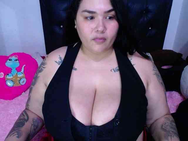 GabiBigBoobs webcam