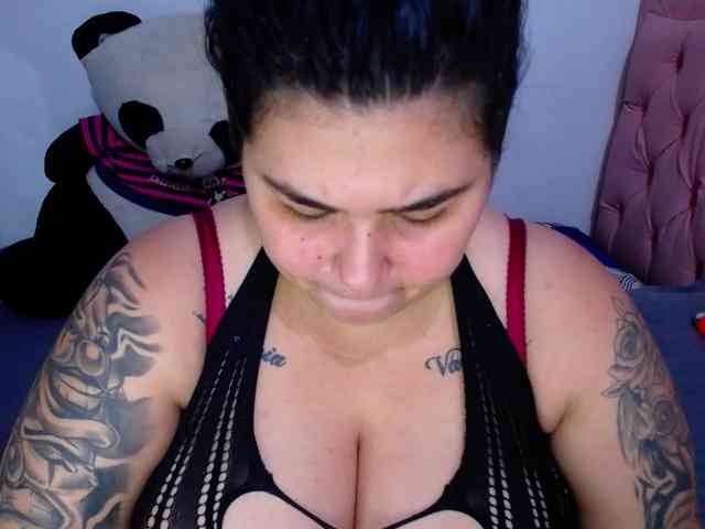 GabiBigBoobs webcam