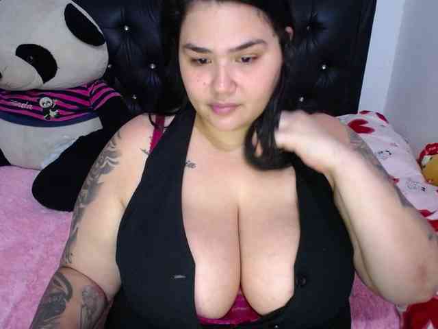 GabiBigBoobs webcam