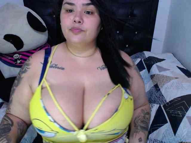 GabiBigBoobs webcam