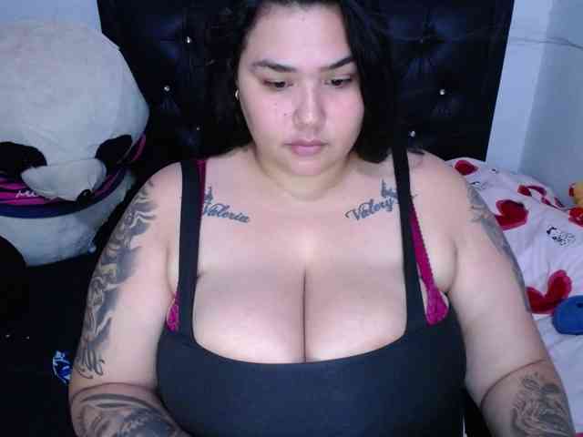GabiBigBoobs webcam