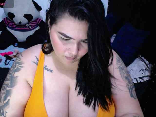 GabiBigBoobs webcam