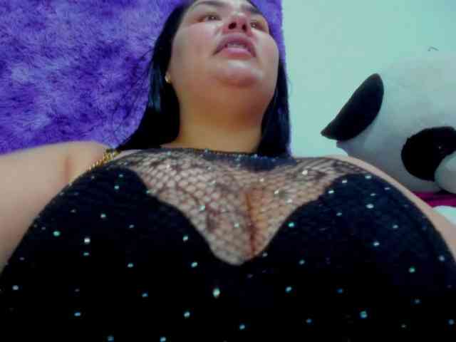 GabiBigBoobs webcam