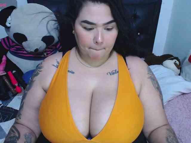 GabiBigBoobs GabiBigBoobs